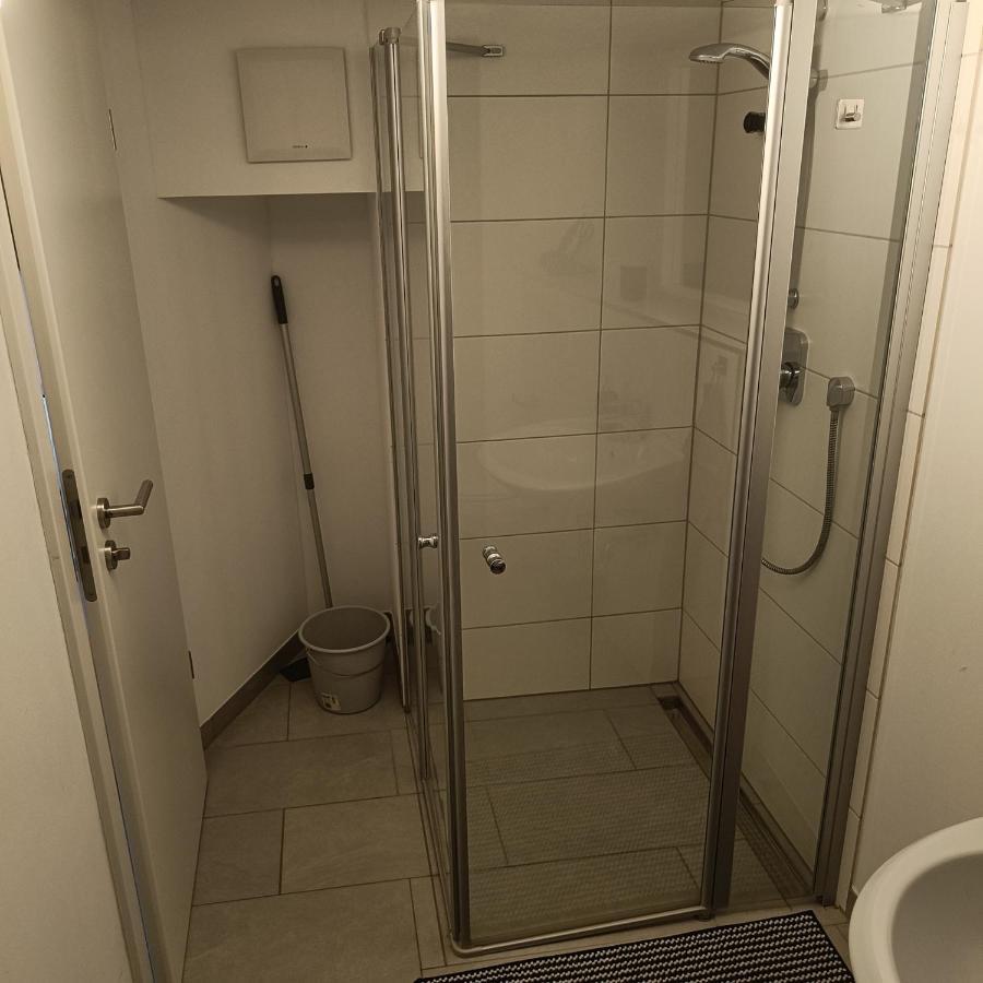 Apartments & Moeblierte Zimmer In Kahl Am Main, Kontaktloser Self Check-In, W-Lan, Schreibtisch, Duschbad, Kuechenzeile, Pkw-Plaetze 외부 사진